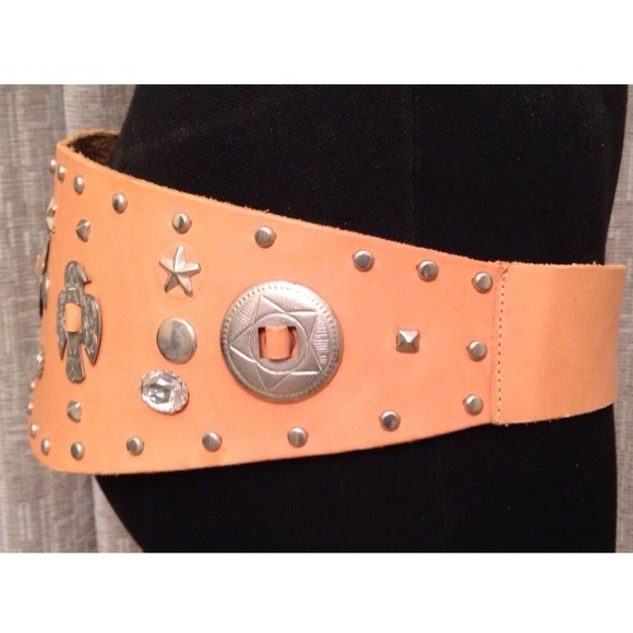 AMERICAN INDIAN CONCHO BELT Vtg Western Southwestern Handmade Leather Studs USA! - Picture 2 of 10